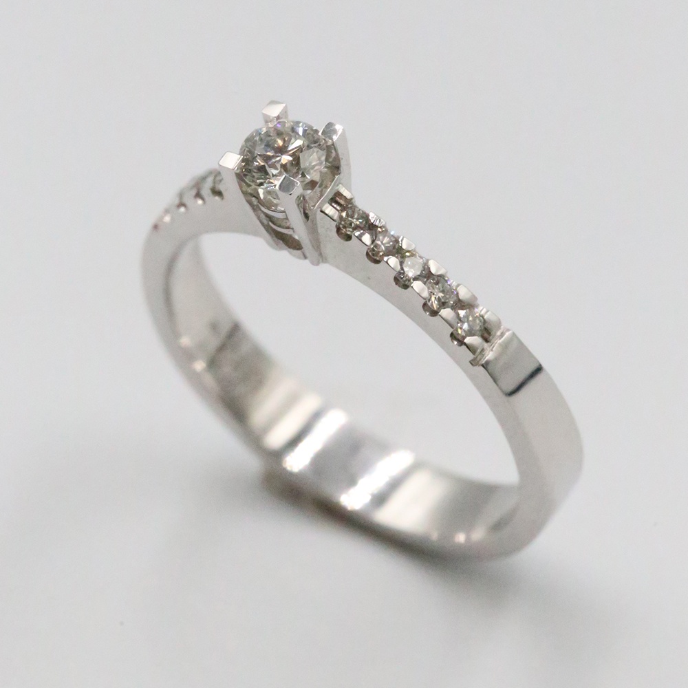 0,18 ct  0,13 ct Pırlanta Tektaş Yüzük