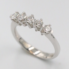 0,70 ct Pırlanta Beştaş Yüzük